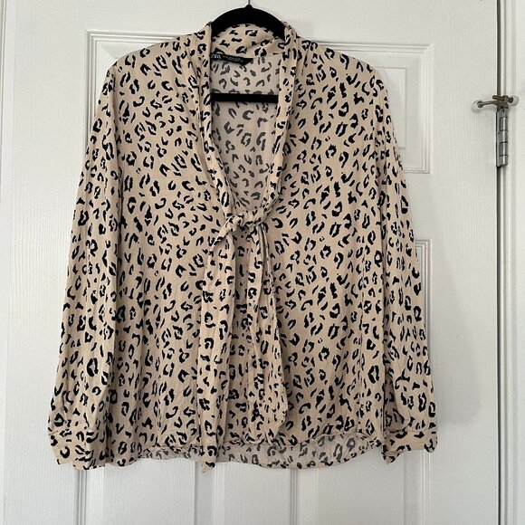 ZARA Oversized Leopard Animal Print Satin Tie Neck Blouse Top Shirt Sz M - Picture 1 of 10